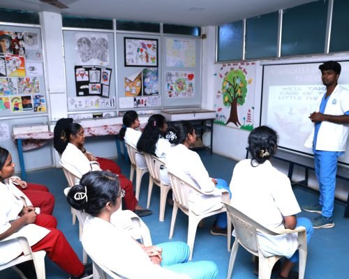 1Z6A7182 seminar room